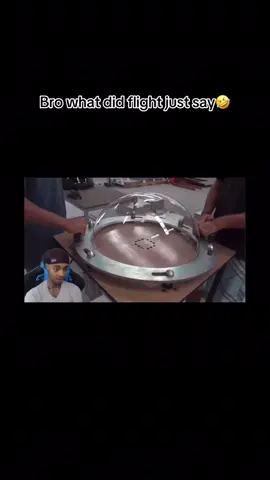 Who is D1R1DO2🤣 #fyp #foryoupage #funnyclips #flightreacts #foryourpage 