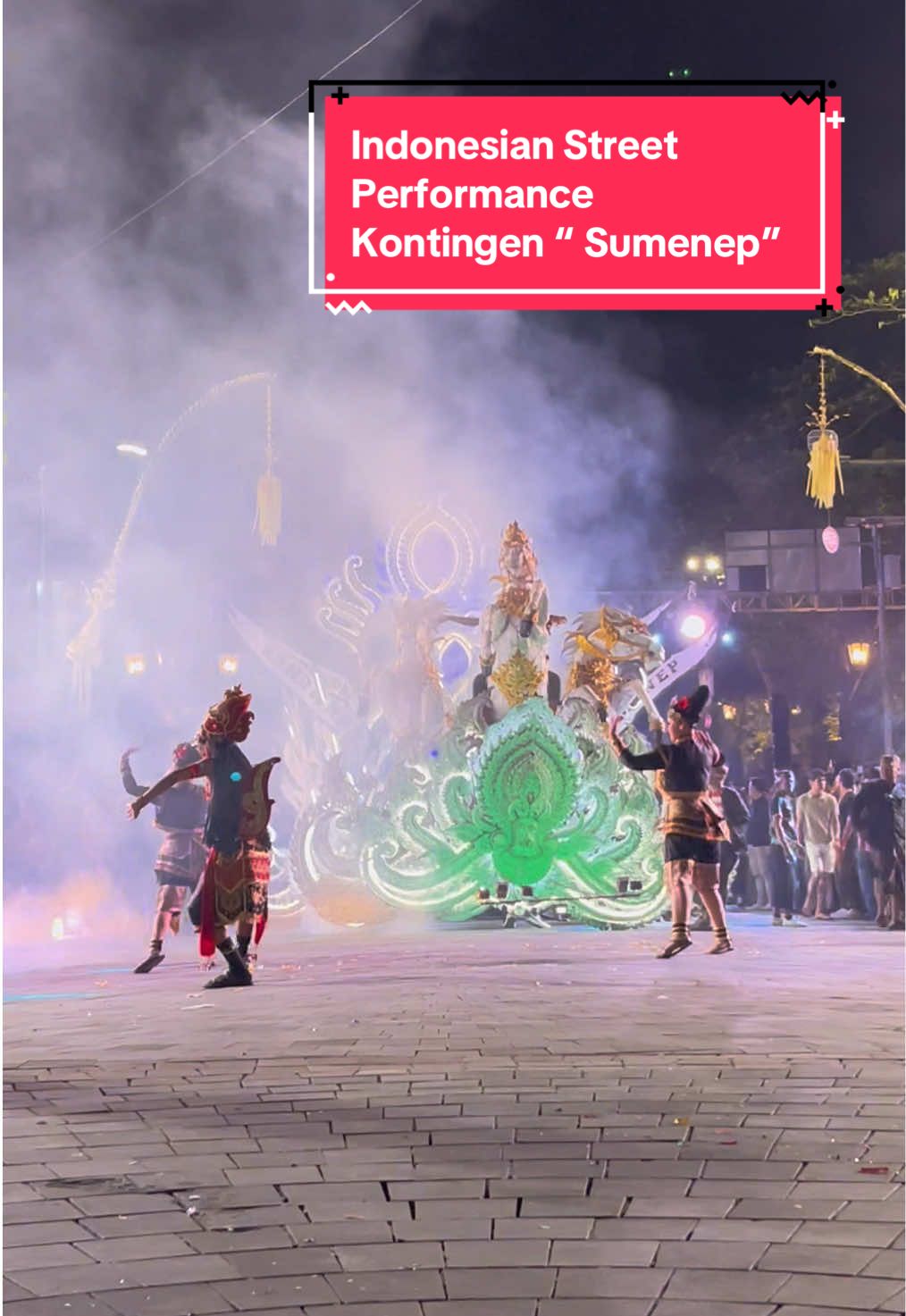 Maskot paling Wahh pada pagelaran “ Indonesian Street Performance “  dari SUMENEP Jawa Timur 👏🏻👏🏻 #indonesianstreetperformance #jogjacrossculture #jogjacrossculture2025 #eventjogja #jogja24jam #fyp 