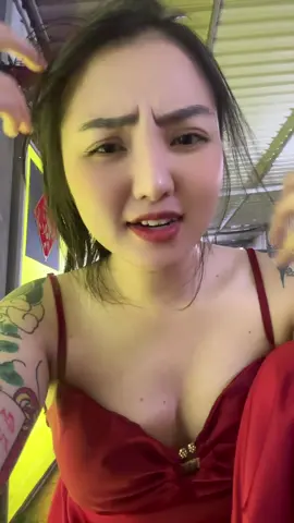 Sợ mai tắt nắng con sống đời mồ côi