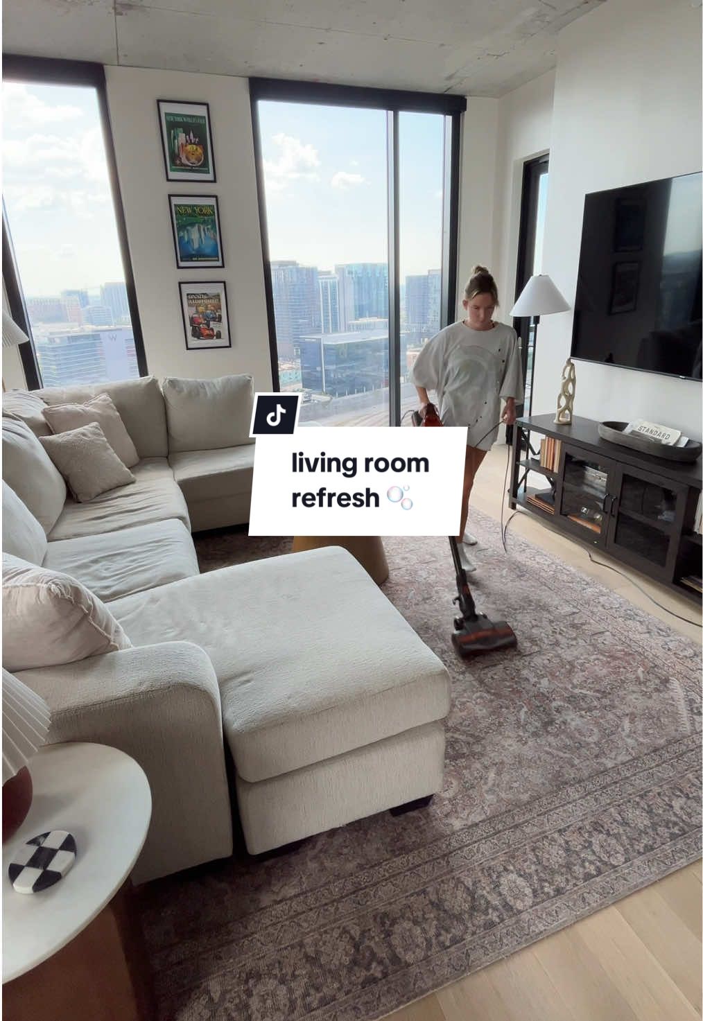 loves a living room refresh 🫧🧺 @Branch Basics @Shark Home @9 Elements  #cleaning #CleanTok #cleanwithme #livingroom #livingroomdecor #sundayreset #nontoxicliving #nontoxic #nontoxiccleaning #branchbasics 