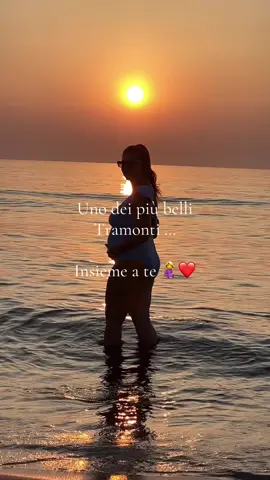Il tramonto insieme a te 🤰❤️#gravidanza #dolceattesa #aspettandote #pancione #mammainattesa #incinta #gravidanzaincorso #gravidanzatiktok #gravidanzafelice #mammeditiktok 