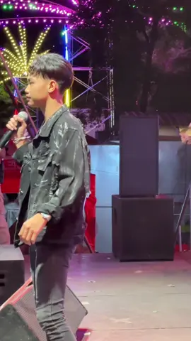 เลาะท่ง  ปลื้ม 5 G #ดนตรีสด #คอนเสิร์ต #เปิดการมองเห็นtiktok #เปิดการมองเห็นเถอะ #เพลง #ปลื้ม5g #เลาะท่ง 