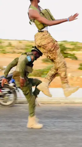 Video maiga heysan😎✋#soomaali_tiktok #fyp #ethiopian_tik_tok🇪🇹🇪🇹🇪🇹🇪🇹 #ethiopian_tik_tok🇪🇹🇪🇹🇪🇹🇪🇹 #somaalitiktok #somaalitiktok #mohamed__mk🇸🇴 #❤️ @yaranka.harqabobe🇸🇴🦾 