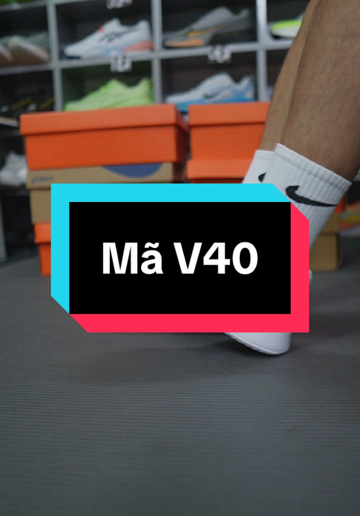 Lên chân bao đẹp mã V40#giaytoanhuong #giaythethao #giaythethaocaocap #rewiew #dulich #giaythethaonam #gym #bongchuyen #giaythethaonu #pickleball #caulong #tennis 