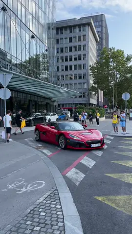 Dončič’s new beast.                             #lukadoncic #luka #doncic #77 #rimac #nevera #materimac #NBA #basketball #car #hypercar #ljubljana #slovenia #fyp #viral #carspotting #red #dončić #foruyou #f #fypageシ @materimac528 @Luka 