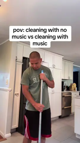Music always changes the mood! 😁✝️ #christiantiktok #christianmusic #christian #music #cleaning #Jesus 