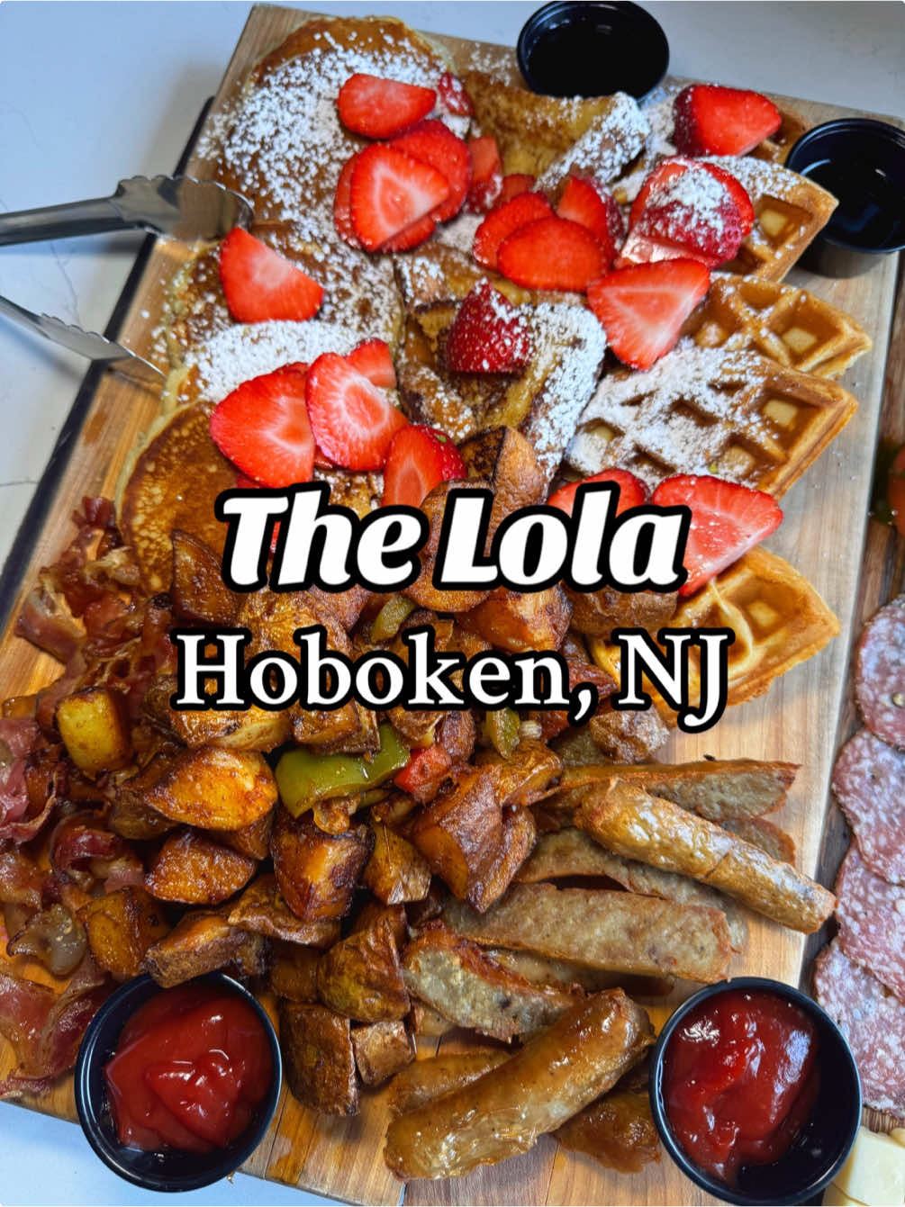 Good eaters does the Lola have the best bottomless brunch in Hoboken? Located at 102 Sinatra Drive, Hoboken, NJ 07037 they are right on the water. Their $50 bottomless brunch allows you an entree and endless mimosas, sangria, margaritas, wine, beer and more. The pancakes, especially the dulce de leche and banana pudding pancakes are huge standouts. Their trays are perfect for sharing and the DJ will ensure there’s a vibe. If you like brunch check them out and if you want more brunch collabs be sure to leave a like, comment & share this with a friend. #brunch #bottomlessbrunch #hobokeneats #mimosas #margaritas #pancakes #waffles #FrenchToast 