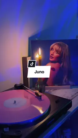 “Juno” by Sabrina Carpenter on pink marbled vinyl 🩷 #sabrinacarpenter #shortandsweet #shortandsweetdeluxe #shortandsweetsabrinacarpenter #junosabrinacarpeter #vinyl #vinylrecords #foryoupage #fyp  