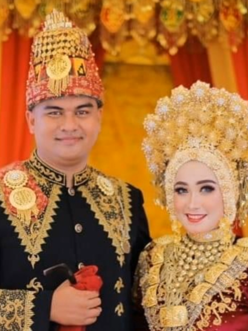 dan ada lagi  @mayaulfaa25  @azz4m.malem.muda 