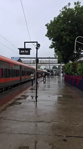 Indian 🇮🇳 railway station 🔊