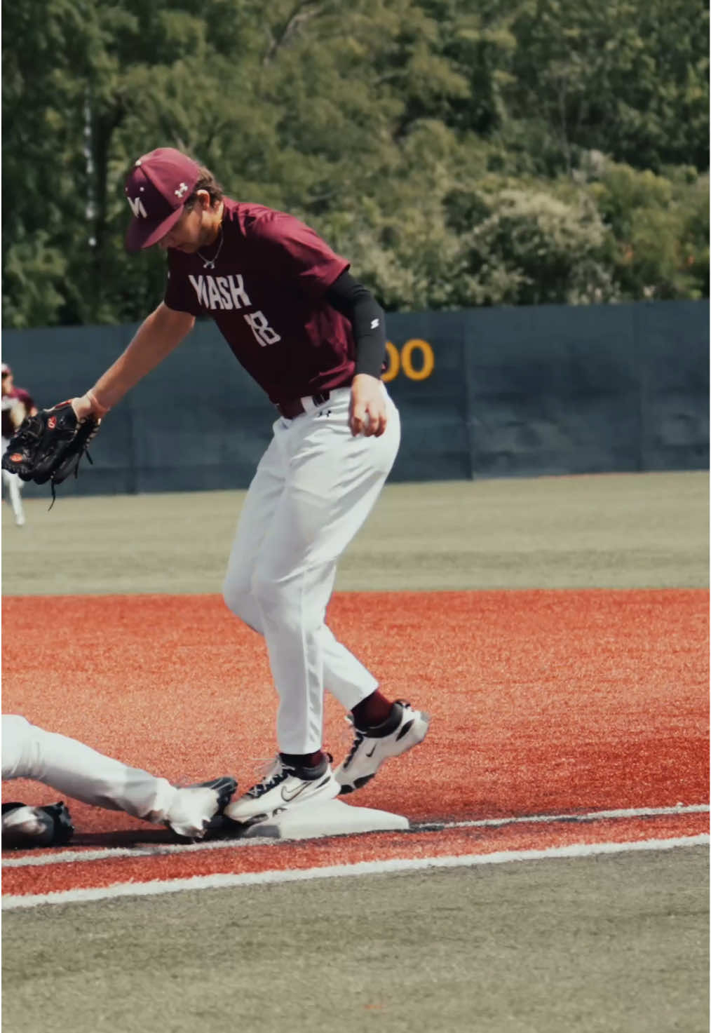 Bare hand to a moon-walk?! C’mon😳🔥⚾️ - This is an absolutely RIDICULOUS play to make in game let alone at the age of 16.😮‍💨 #baseball #baseballlife #baseballtiktoks #sctop10 #pitcher 