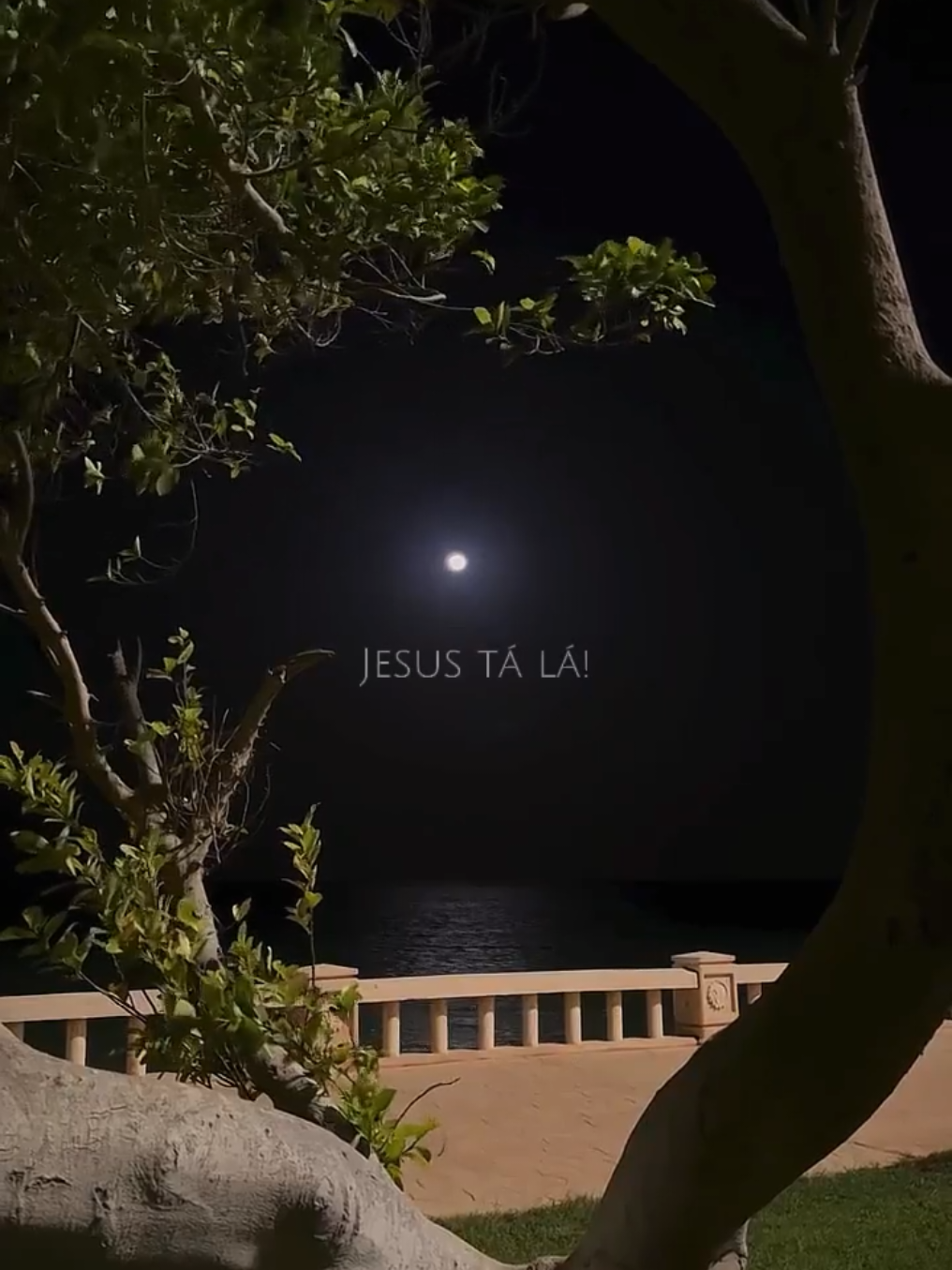 Jesus tá lá! #CapCut #louvor #gospel 