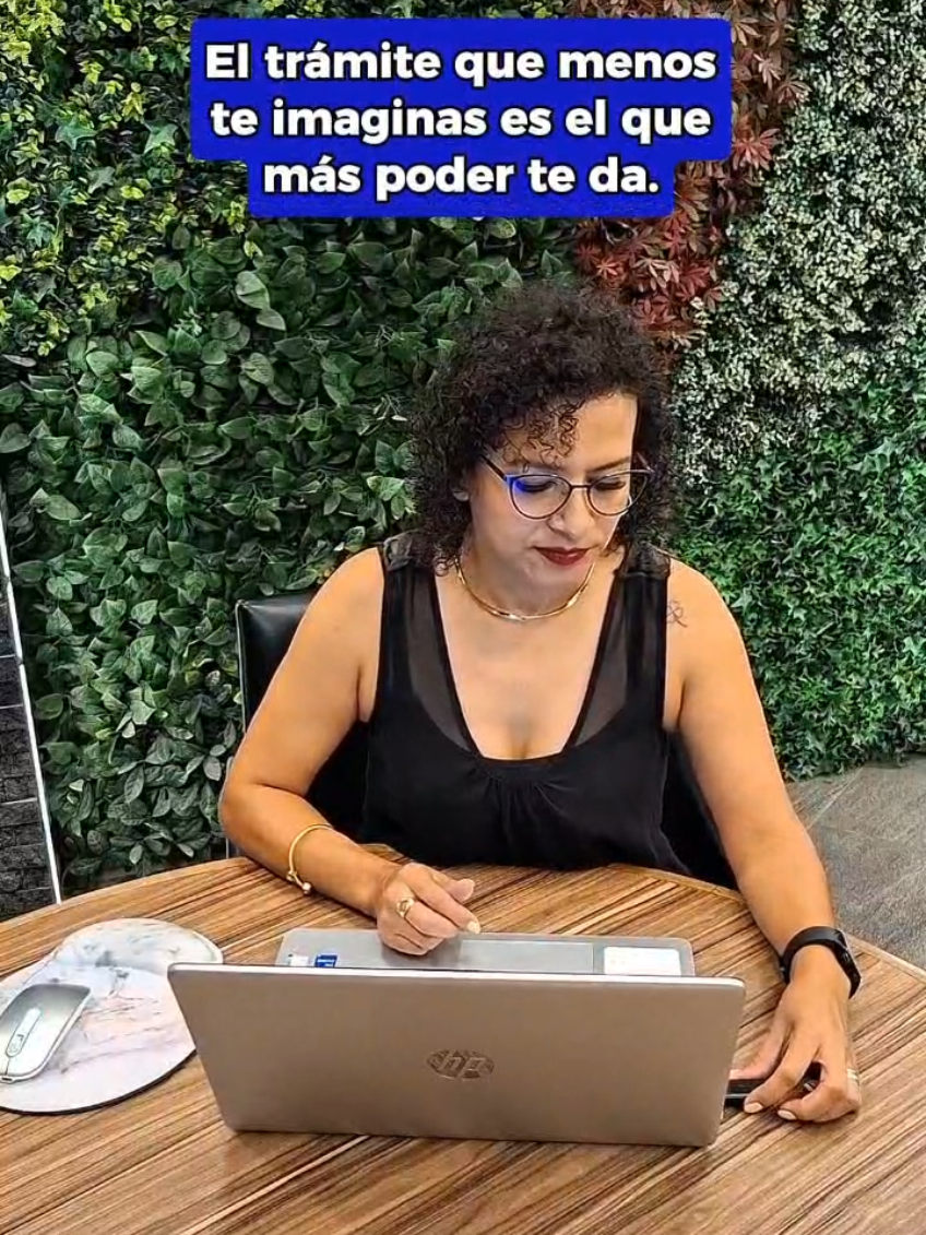 Tramitar tu firma electrónica o E.Firma no es un tramite tedioso, ni tampoco te obliga a tener ninguna responsabilidad fiscal, al contrario, te abre a un abanico de oportunidades y te ayuda a agilizar tus tramites fiscales (cuando lo requieras) es importante que la tengas tú, resguardada y respaldada. Comaparte para llegar a mas emprendedores ✨️ #emprendedoresconscientes #emprendesinmiedo  #emprendiendoconpropósito #mayracorreaoficial  #siguemeycomparte 