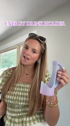 a handle for your @Alani Nutrition ??! what more could you ask for?😆 #alaninu #energydrinkholder #trending #meganmoroney #fyp 
