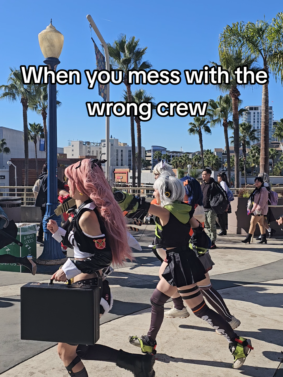 they messed with the wrong Proxy 💥 #zenlesszonezero #zzzero #cosplay #cosplayer #anime #hoyoverse #nicoledemara #anbydemara 