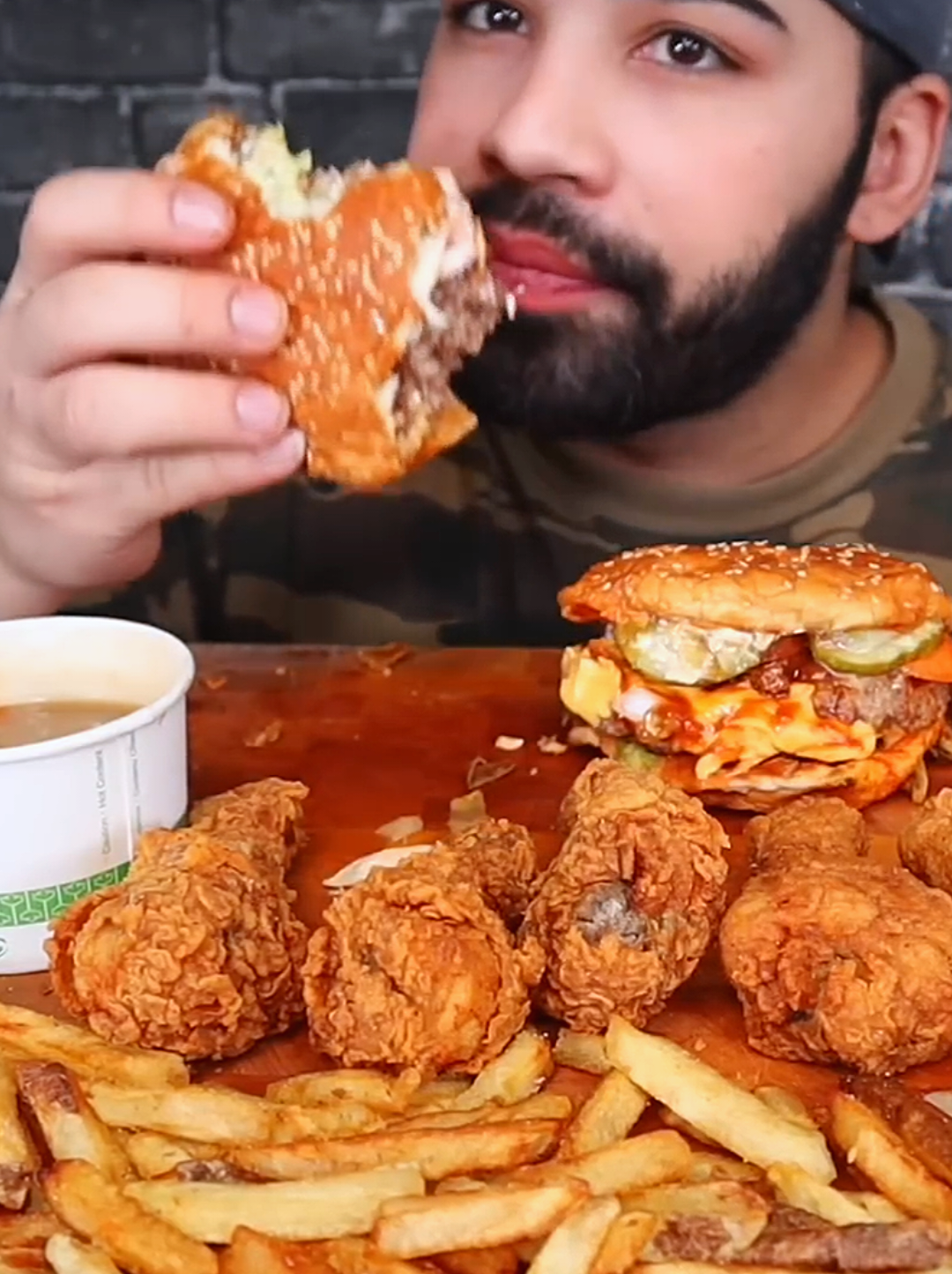 Five Guys Fried Chicken Mukbang  #foodtiktok #mukbang #asmreating #asmrfood #fiveguys 