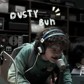 this baby will break down in Steve’s arms next season btw :)  #fyp #viral #fypage #dustinhenderson #dustinhendersonedit 