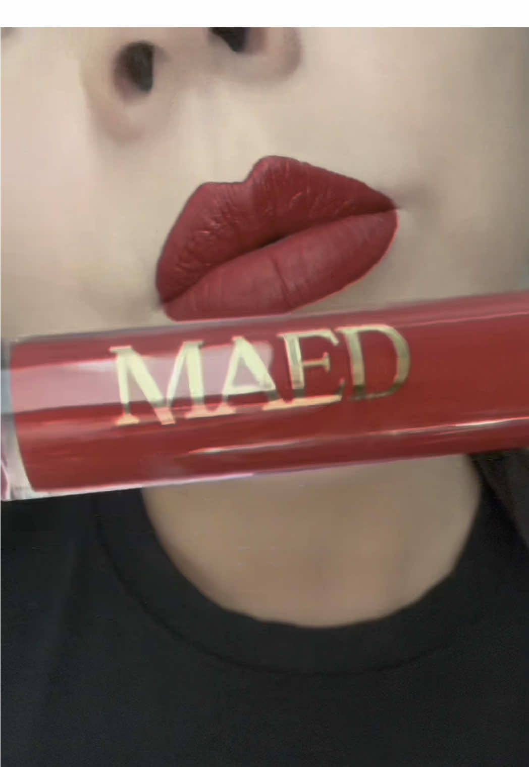 Wearing the new Maed Signature Lip pigment Matte  liquid lipstick. This has surpass my expectations, one swipe high pigment. This stays on for hrs and leaves my lip nourished.  My new favorite matte liquid lipstick. #gifted @maedbeauty 
