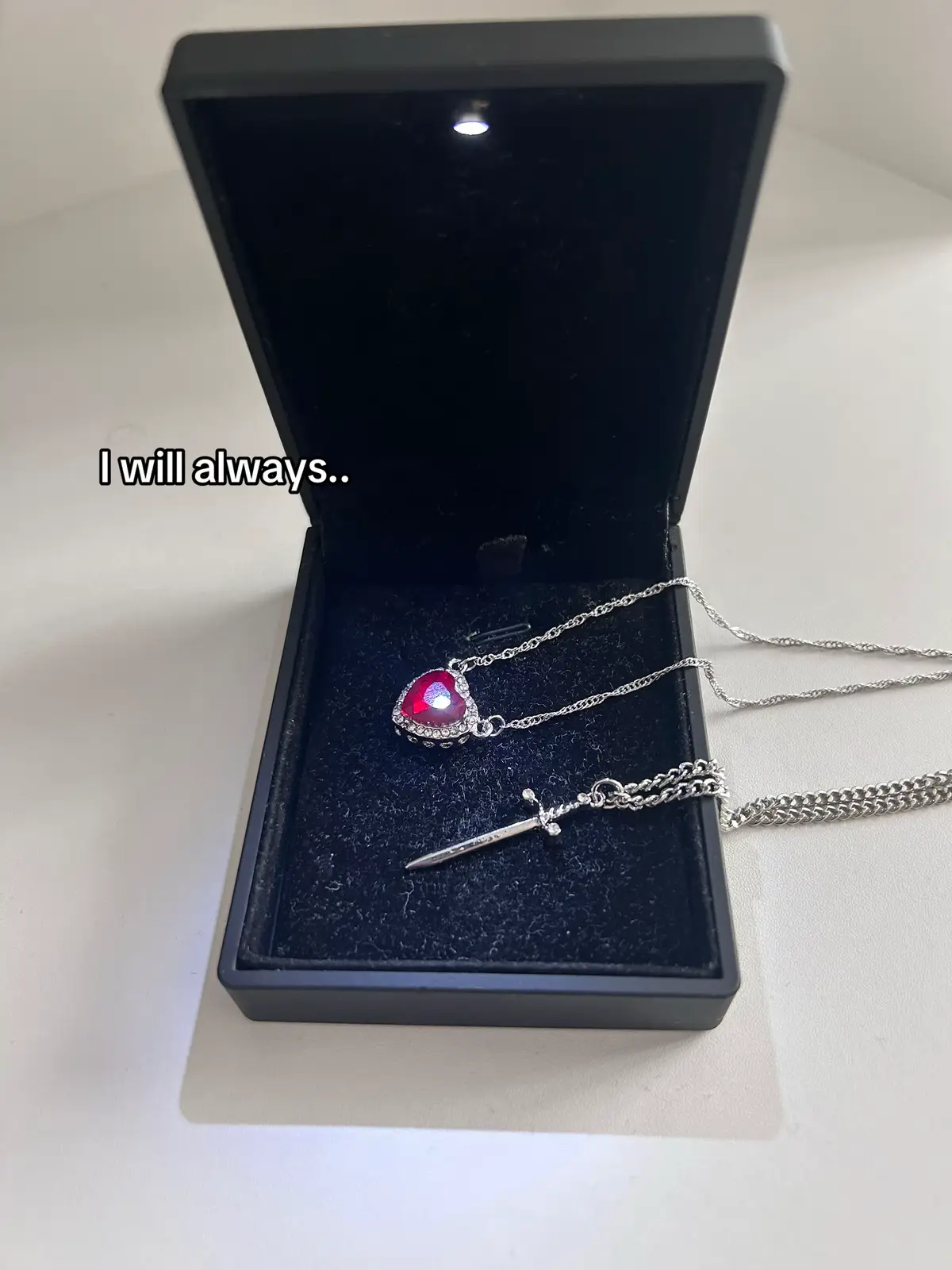 #jewelry #necklace #couplegifts #giftsforher 