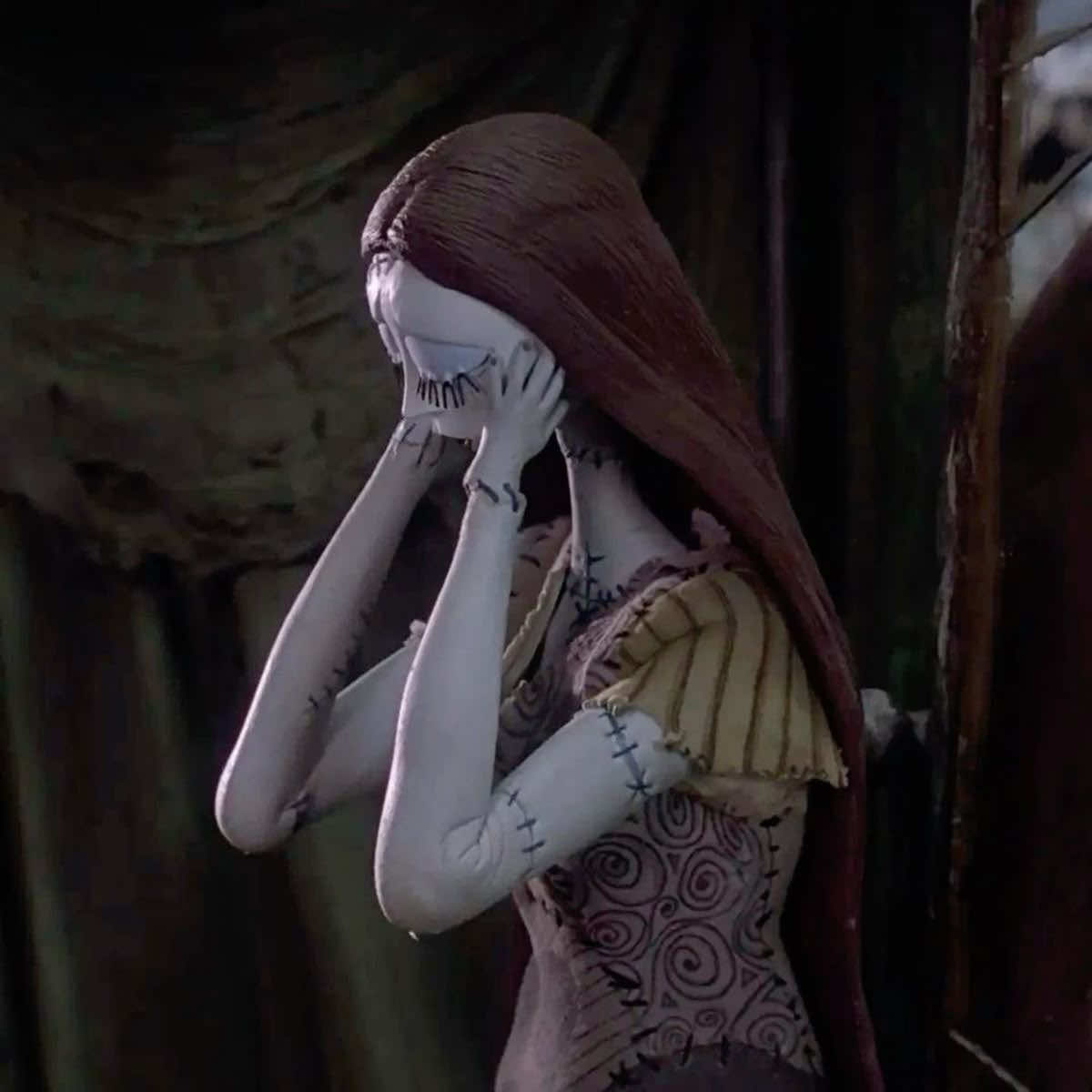 #SALLY: forever my favourite Tim burton character 🖤 || #foryoupage #thenightmarebeforechristmas #tnbc #sally #jackskellington #foru #sallythenightmarebeforechristmas #foru #timburtonmovies #aestheticedit  @Jack 