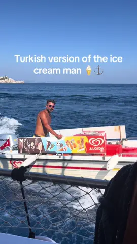I’ve seen it all now 😂😂😂 #turkey🇹🇷 #icecreamvan #icecream #marmaris #boatlife #fyp #turkish 