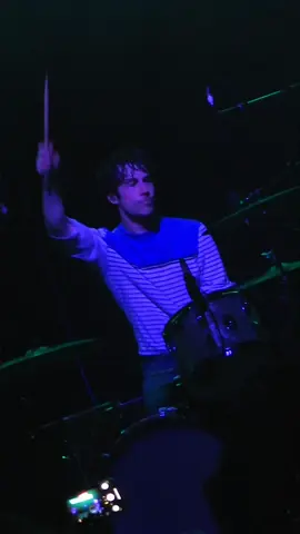 dylan on drums >>> #wallows#dylanminnette#lolla#lollapalooza#concerttok#fyp#foryoupage @wallowsmusic @dylan minnette 