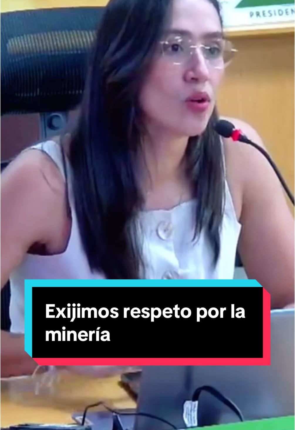 Yo exijo respeto al presidente Gustavo Petro, que no siga criminalizando a los más de 450 mil trabajadores de la industria minera del carbón en Colombia.  Exiji respeto a las autoridades, a la gobernadora del Cesar y a todos los congresistas del departamento a que alcen su voz para defender una industria económica ha sostenido el desarrollo de estos territorios.  #mineria #carbon #industriaminera #cesar #guajira #gustavopetro #drummond #cesar #laguajira