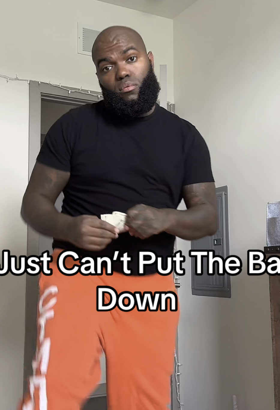 Who else can’t put the bag down 🫩🤦🏽‍♂️🤷🏽‍♂️                      #baldieeats #hotcheetos #hotfries #chiplover #funny #fypシ゚viral #unk 