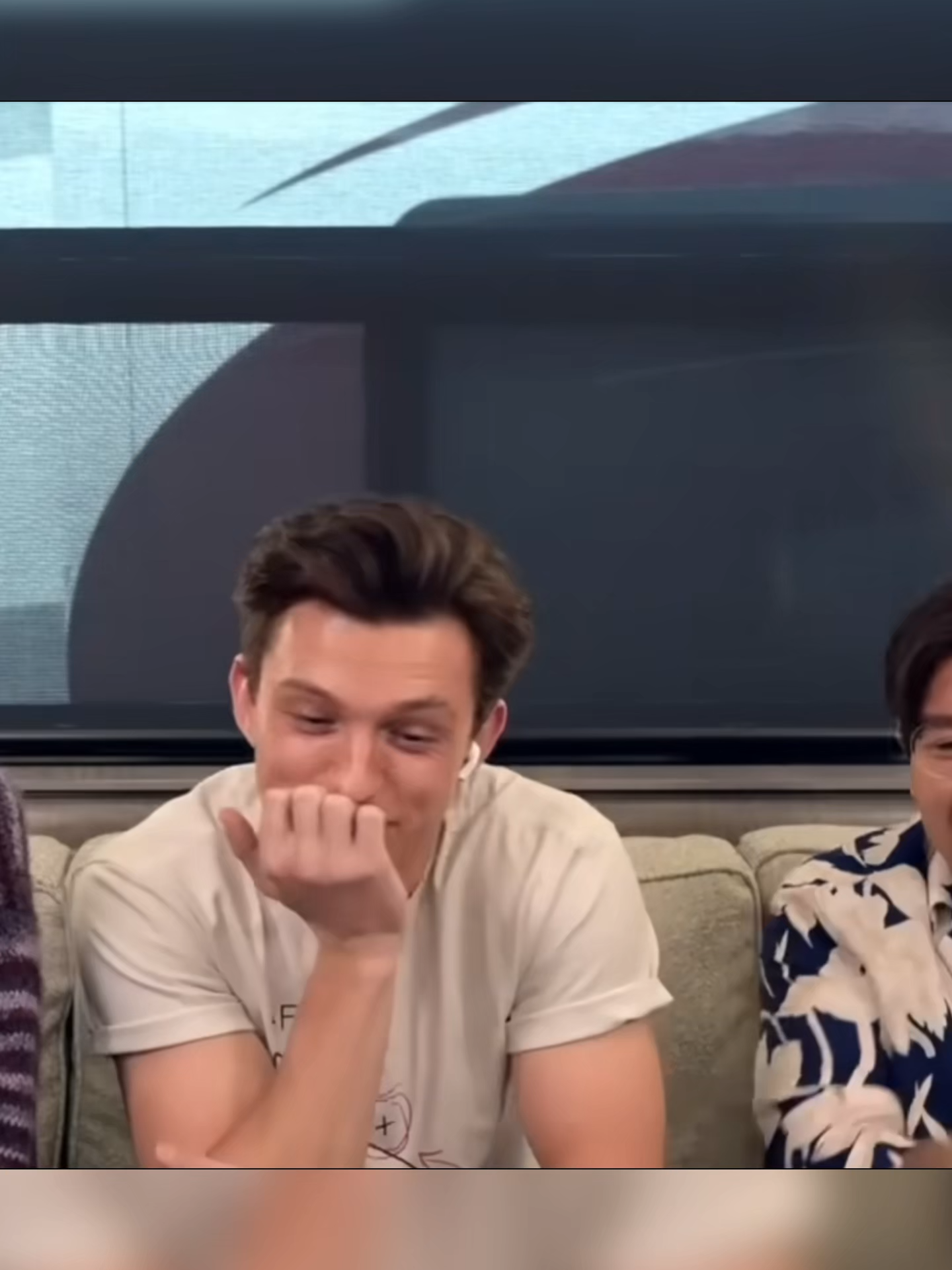 Try not to acgive no reaction 😐😂 #tomholland #trynottolaughchallenge #react #fouryou @tiktok_uk