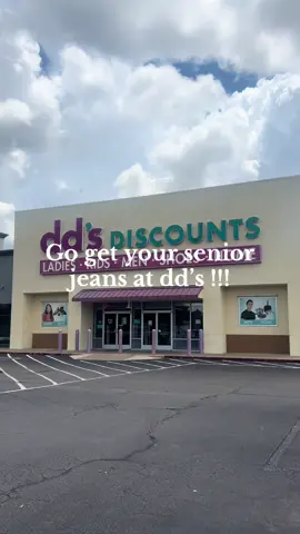 Most of their jeans are $17 and below, I bought mine for 14 and I love her ☺️. #fyp #jeans #senior #ddsdiscounts #cheapjeans @dd’s Discounts 