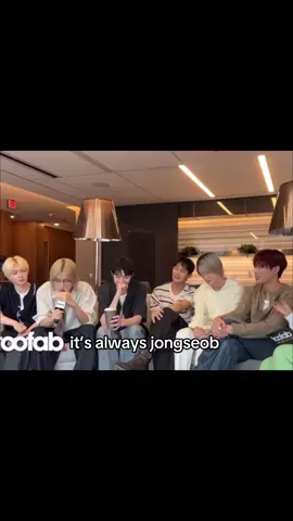 intaks reaction is killing me 😭😭😭 #p1harmony #피원하모니 #funny #kpop #interview 