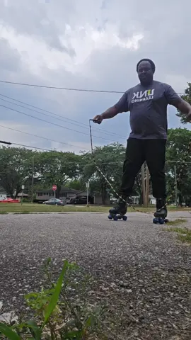 giovannijackson123456#sim im jump roping on rolling skates