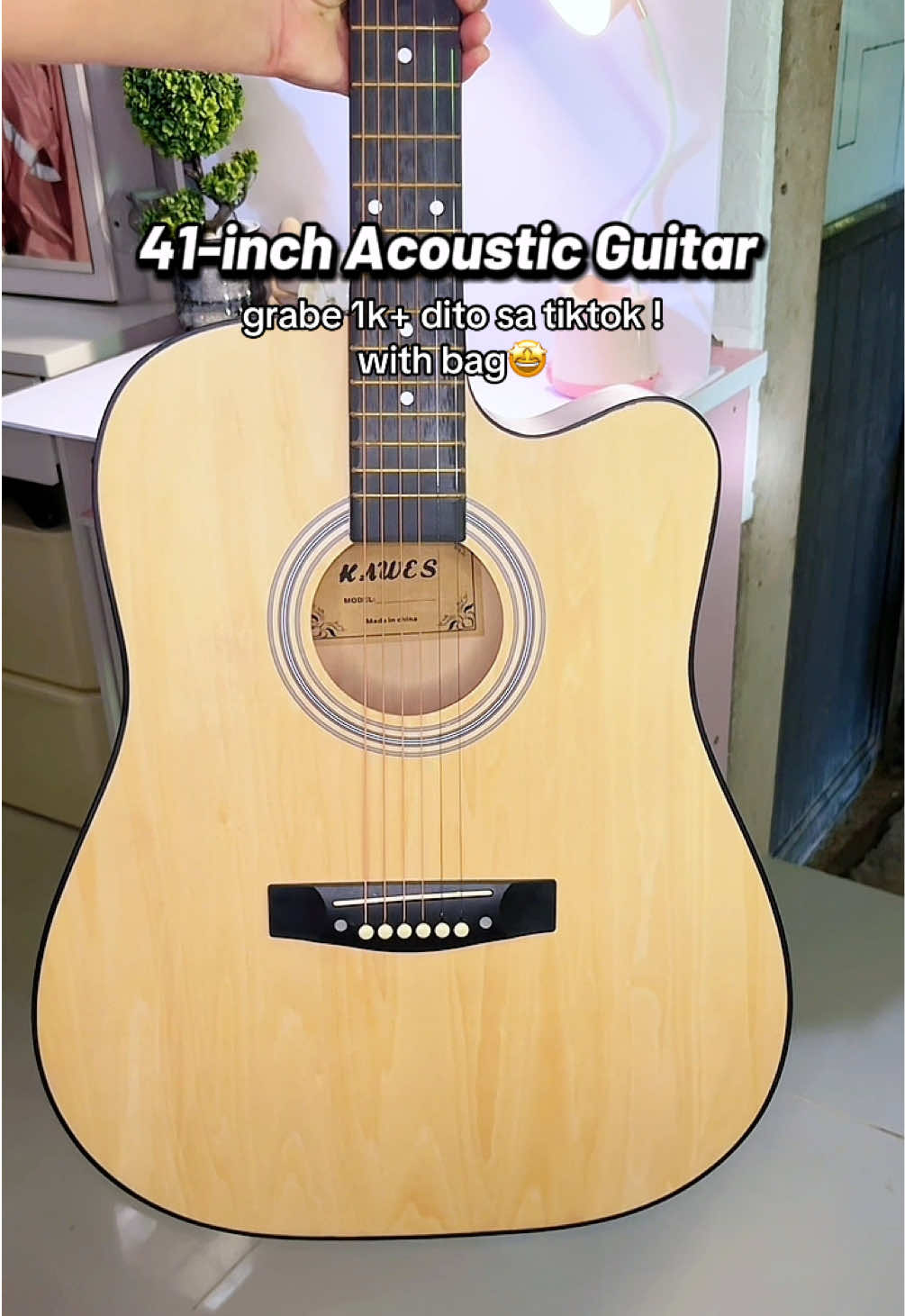 Perfect for beginners !✨ sobrang sulit ganda ng tunog tapos mura lang 😭🫶 #acousticguitar #kawes #kawesguitar 