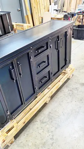Made in the USA 🇺🇸 #officefurniture 