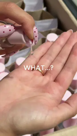 is that what we think it is…? 😳drop your guesses below 👇 #glowrecipe #newglowrecipe #glowrecipeserum #koreanskincare 