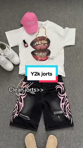 Tuff jorts!!! #jorts #baggyjorts #jortszn #jortsoutfits #jortsoutfit #fashion 