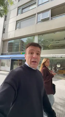 Los que dicen que Puerto Madero está vacío son los que no entienden justamente el concepto de “exclusivo”. Nunca vi a nadie devolver un departamento en este barrio porque no era lo que esperaba… #realestate #bienesraices #marketinginmobiliario #realestateinvesting #negocios 