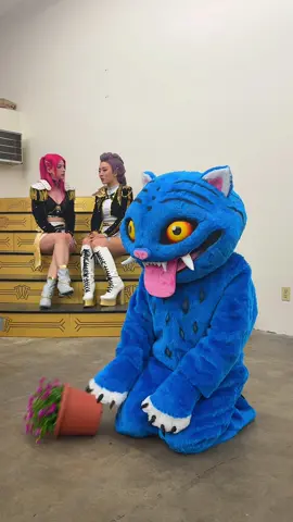 Do you think Jinu like likes me? Derpy: @HeyLianne cosplay  Mira: @morganlefoy  Rumi: me #kpopdemonshunters 