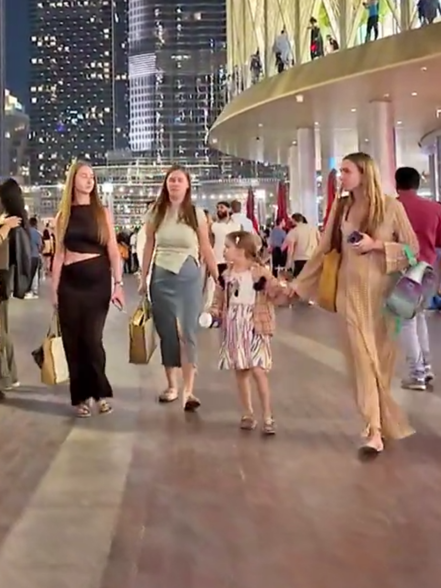 #dubai #ismavideos #isma_is1 #explore #world #relatable #fyp#highest #tiktok#popular#interesting 
