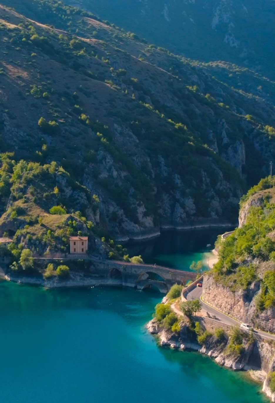 Our lens on Italy  Establishiing Shots 🎥 #cinematicitaly #italianaesthetic #italy #LAquila #italyunfiltered 