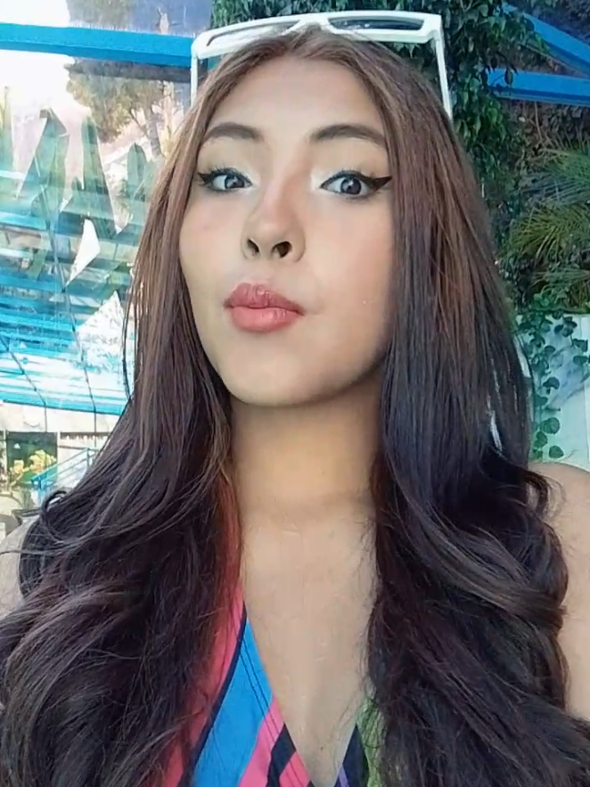 Así nomás jaja🤷🏻‍♀️💋😂✨ #lapaz_bolivia🇧🇴 #modelo #indirecta #directa #bolivia🇧🇴 #belleza #vacaciones #piscina #trajedebaño #fyp #viral 