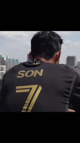 forever my trophy winning captain 🇰🇷🥺 take care of him ❤️ @LAFC @Major League Soccer #fyp #foryoupage #tottenham #tottenhamhotspur #PremierLeague #footballtiktok #championsleague #heungminson #sonheungmin #harrykane #viral 