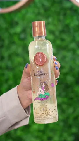 ¿Quieres un cabello saludable y lleno de vida? Nuestro ritual está cargado de magia botánica y tips que sí funcionan. ✨🌿 Desde el lavado hasta la protección final, cada producto está pensado para cuidar, transformar y embellecer de forma natural.