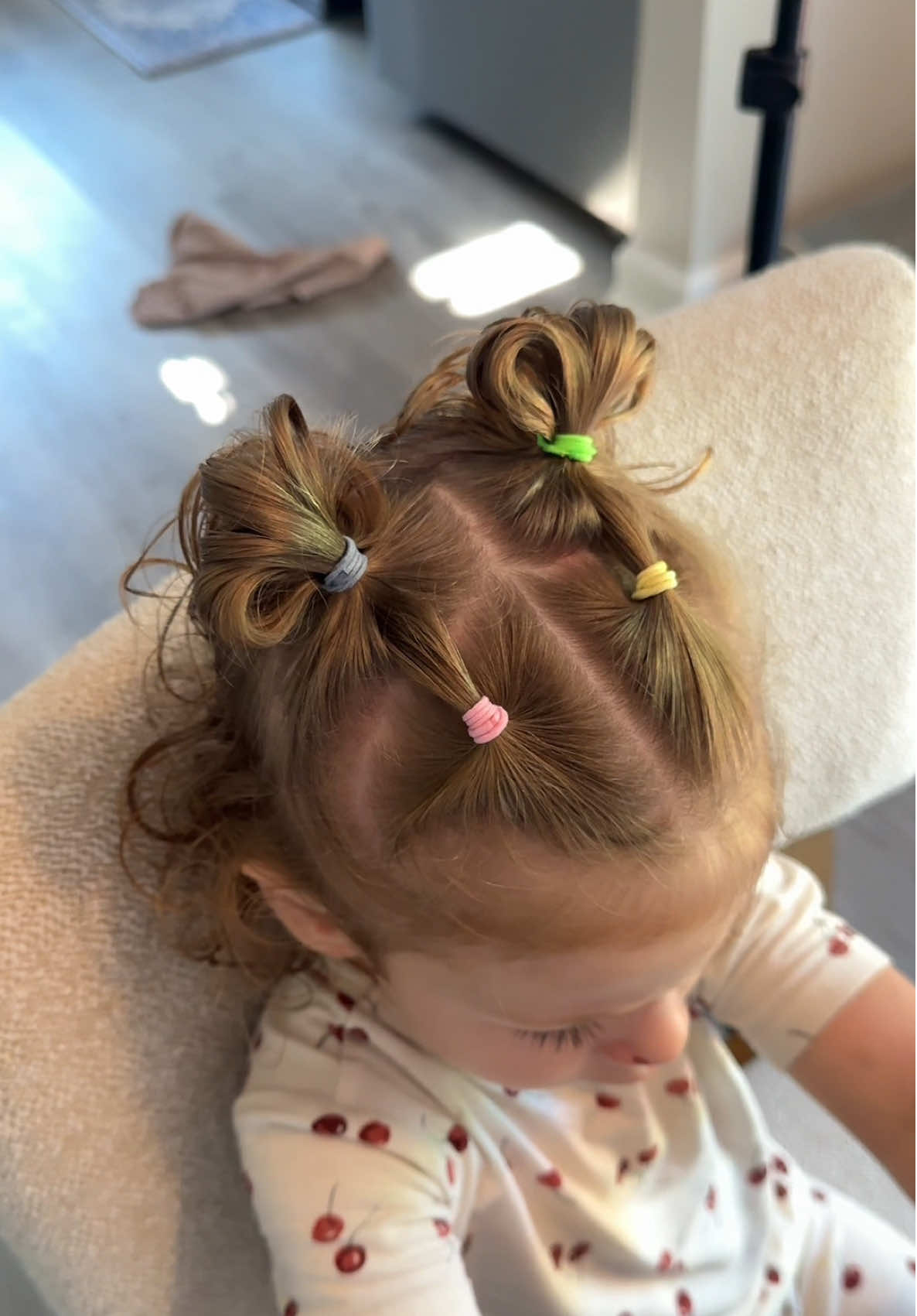 Made to be a girl mama 🎀 #girlmom #matchinghairstyles #hairstyleideas #toddlerhair #toddlerhairstyles #sisters #girlsruntheworld #momlife #relatablemom #realisticmomlife #momcontent #lifestylecreator #contentcreator #fyp #foryoupage #CapCut 