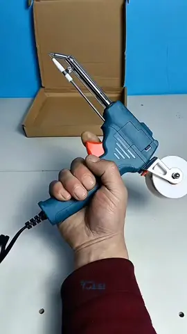 Esquenta rápido, dura muito e ainda é seguro! O ferro de solda que você precisava tá aqui. #ferramenta #solda #eletrica #projetos #oficina #façavocêmesmo #utilidade #dica #engenharia #eletronica