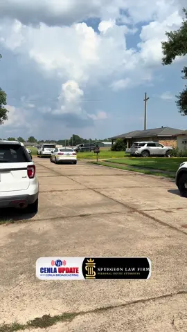 🚨CENLA UPDATE🚨The Rapides Parish Sheriff’s Office says a body was found in a house on Larkspur Dr. near Alexandria. RPSO says a neighbor called them noticing a strange odor. That’s when deputies investigated and found a body. Officials say there is no indication of any threat to public safety and there are no other details at this time. We will update this post as more information becomes available.  #CenlaUpdate  #investigation  #news  #report 