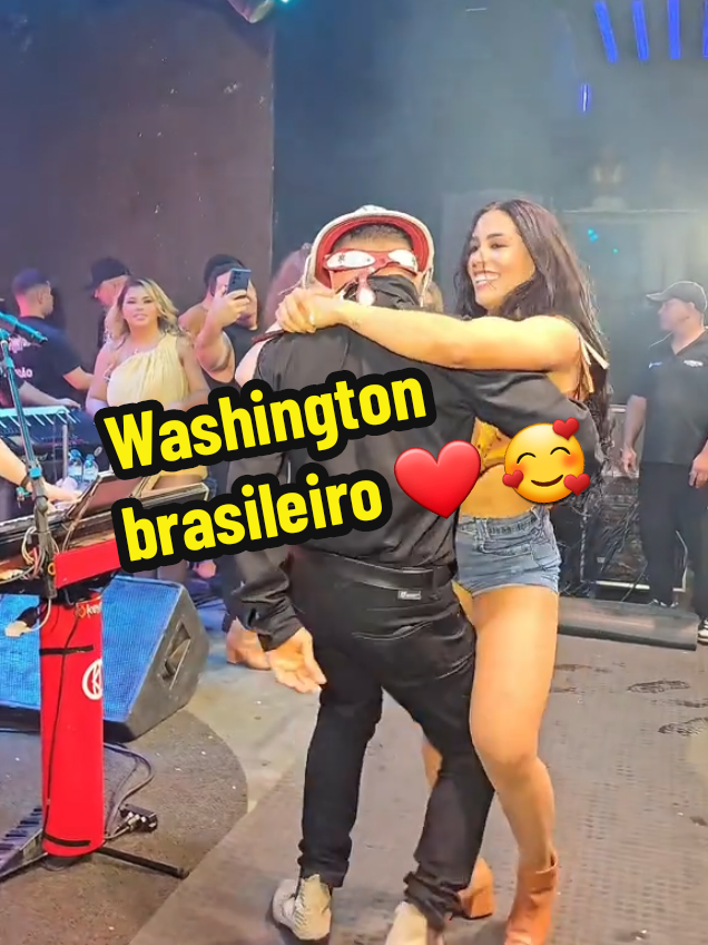Washington brasileiro #piseiroforró #videoviral #viraliza #anosatrás Washington brasileiro🥰❤️😍