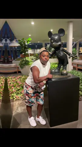 #living #domwitdacane #fyppppppppppppppppppppppp #california #vacations #studsoftiktok #disneyland #lgbt #studsoftiktok #femsoftiktok🏳️‍🌈 