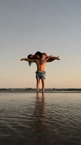 amazing pic btw                    #boyfriend #fyp #treanding #viral #beachday 