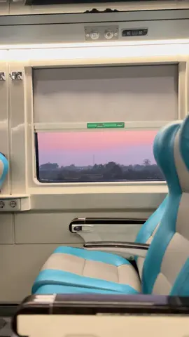 kereta + playlist jawa🤩  #kereta #keretaapi #railfansindonesia #fyp 